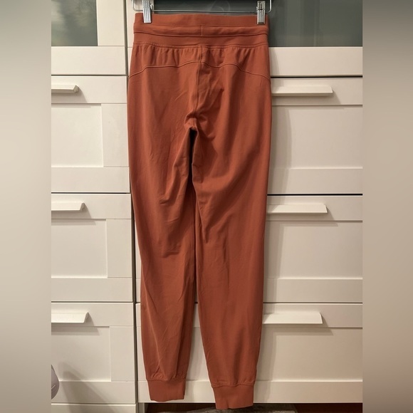 Lululemon Ready to Rulu High-Rise Jogger - Picture 3 of 5